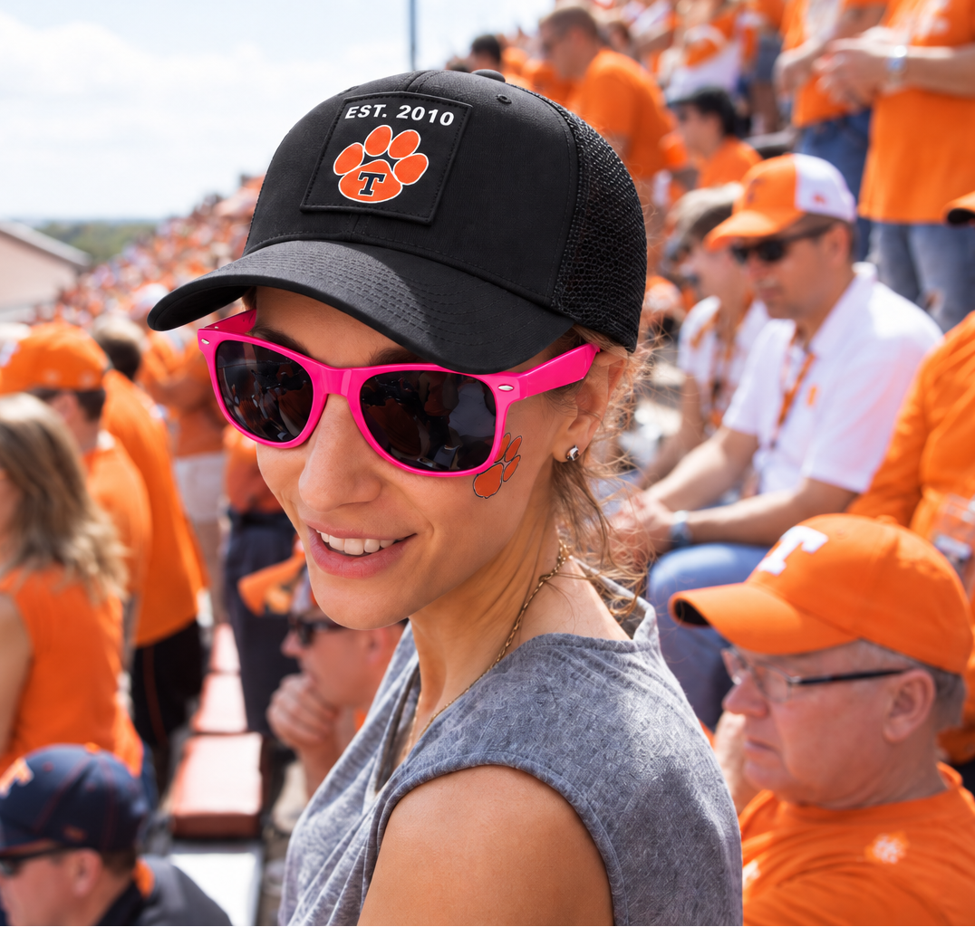 Paw Snapback